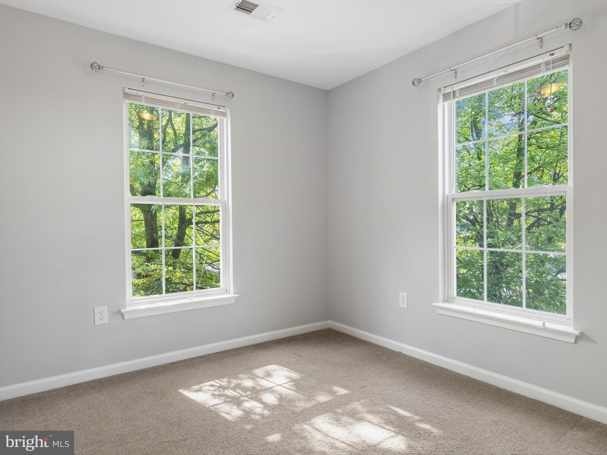 WOODVIEW VILLAGE WEST - Residential