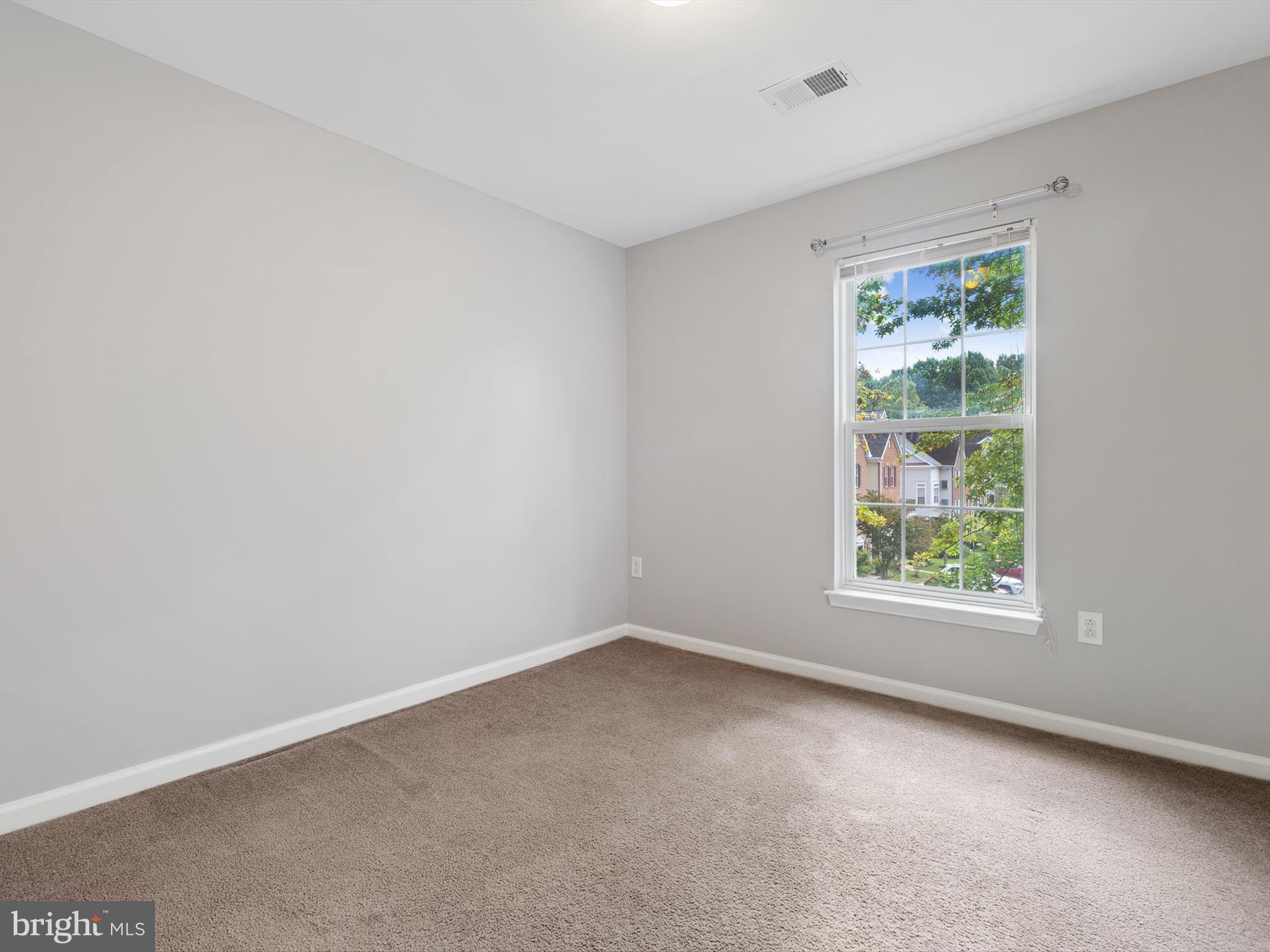 WOODVIEW VILLAGE WEST - Residential