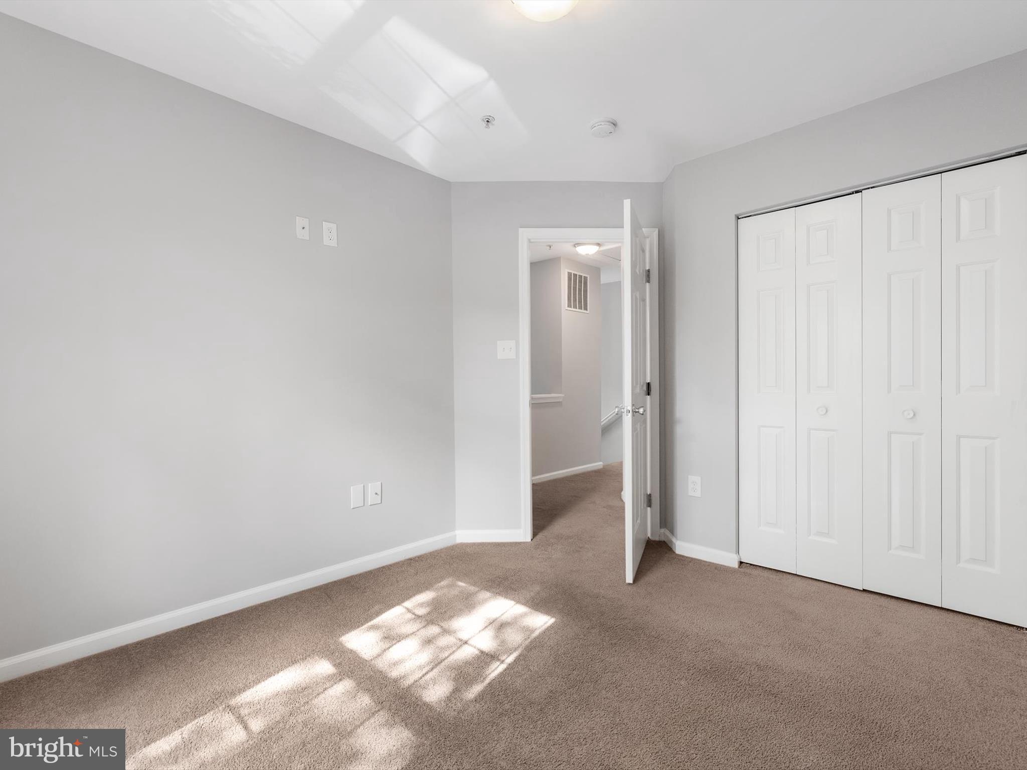 WOODVIEW VILLAGE WEST - Residential