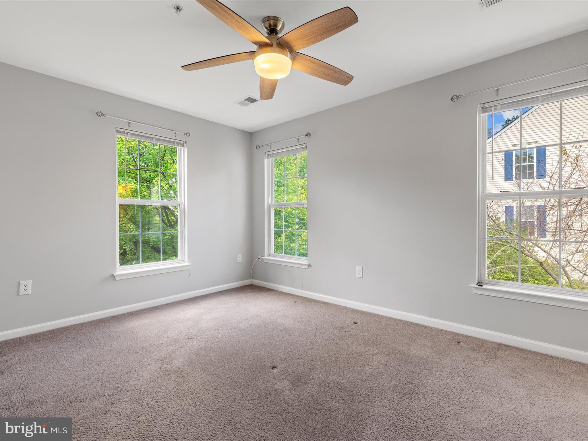 WOODVIEW VILLAGE WEST - Residential