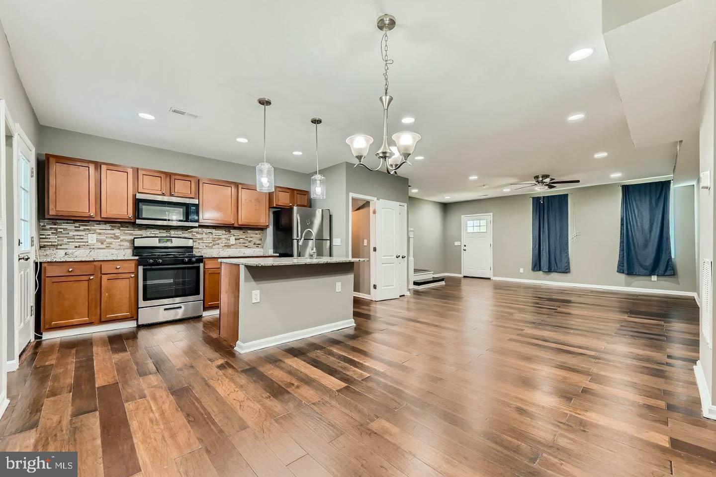 DORCHESTER - Residential