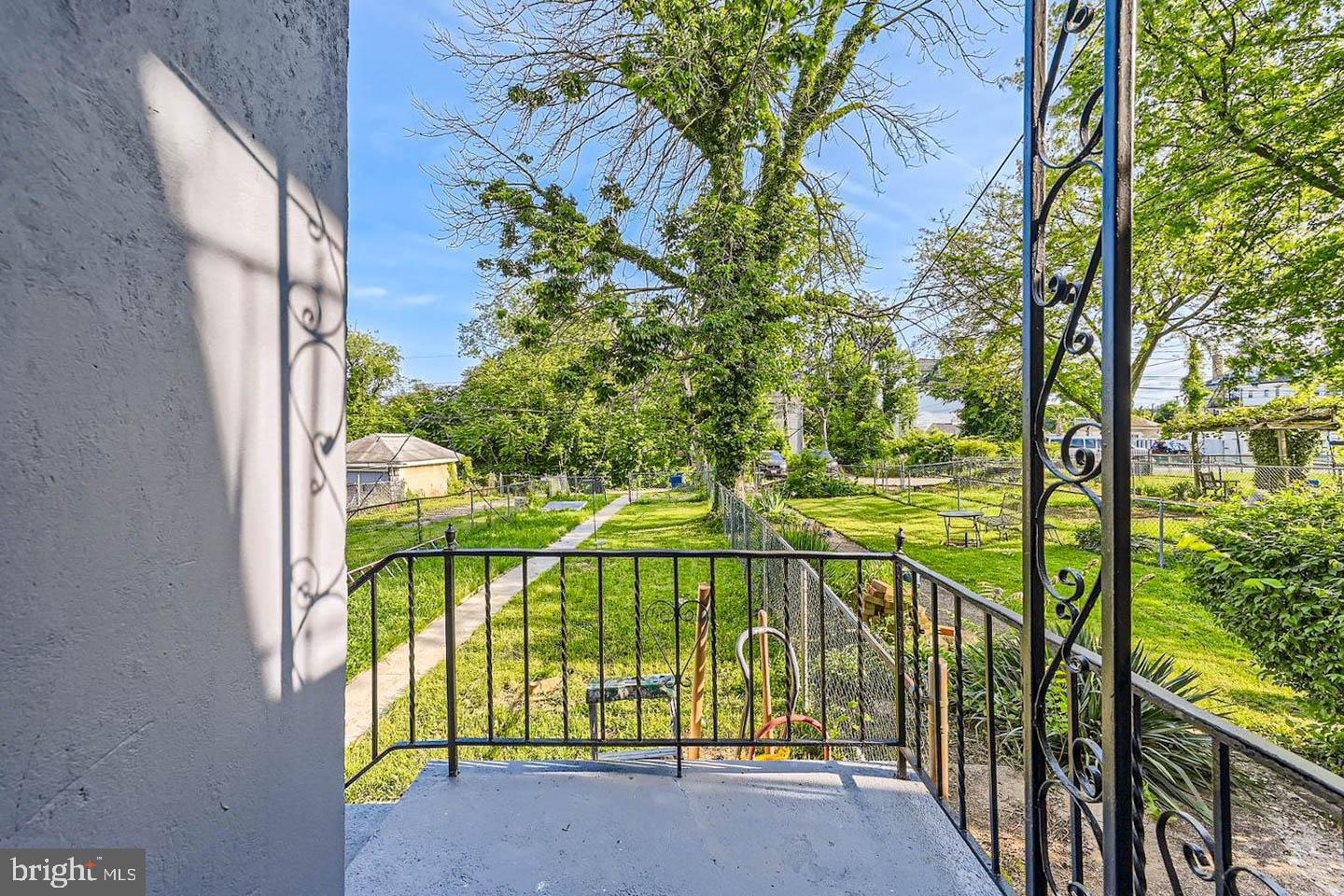 DORCHESTER - Residential