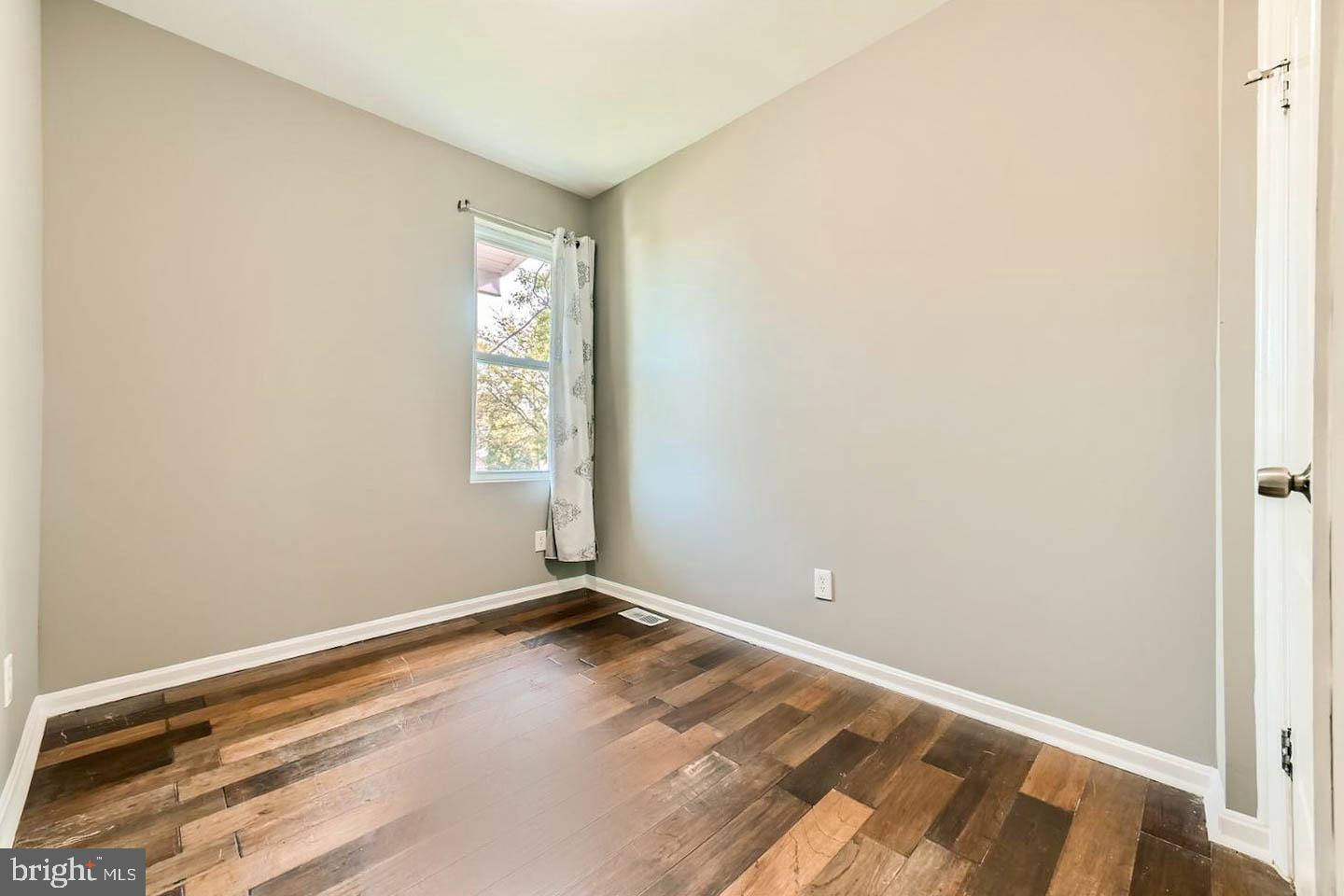 DORCHESTER - Residential