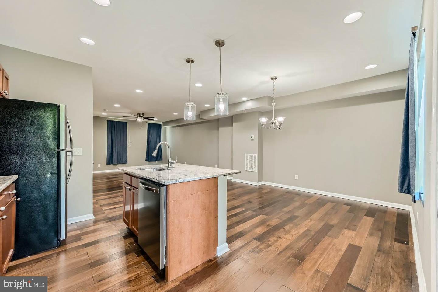 DORCHESTER - Residential