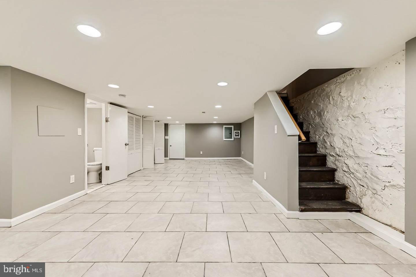 DORCHESTER - Residential