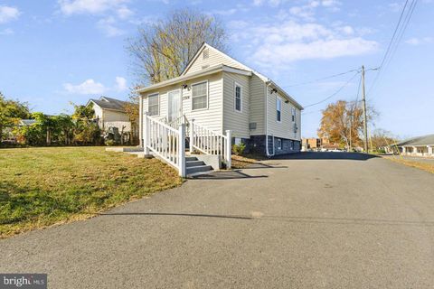 17914 DR DAVID CLINE LANE DUMFRIES VA 22026