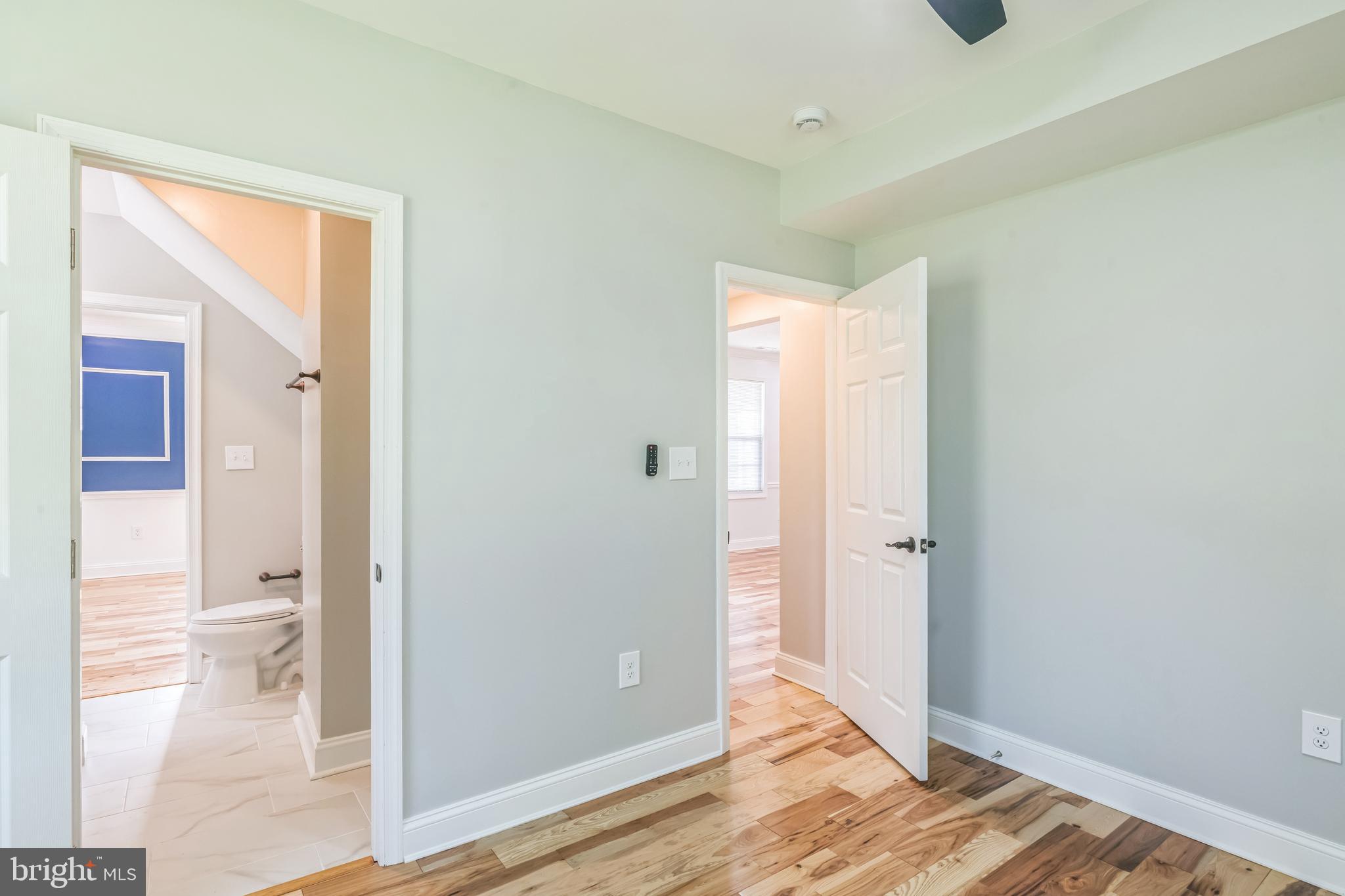 NEWTOWN HISTORIC DISTRIC - Residential Lease