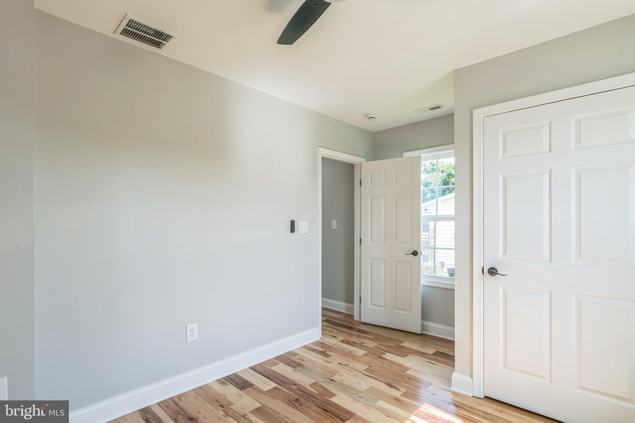 NEWTOWN HISTORIC DISTRIC - Residential Lease