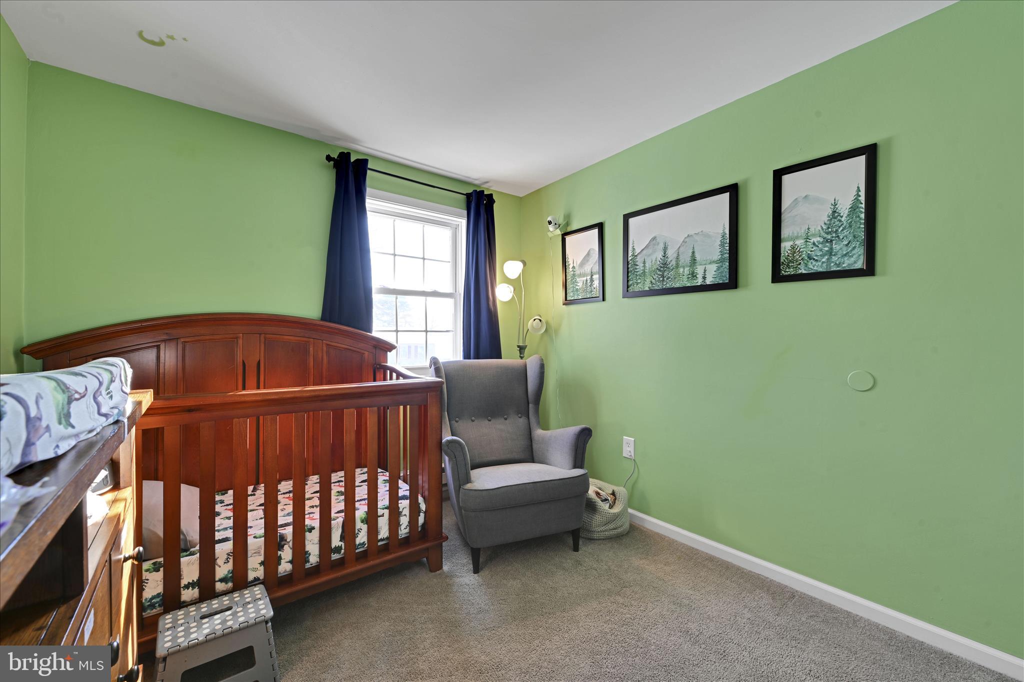 HESSMAR MANOR - Residential