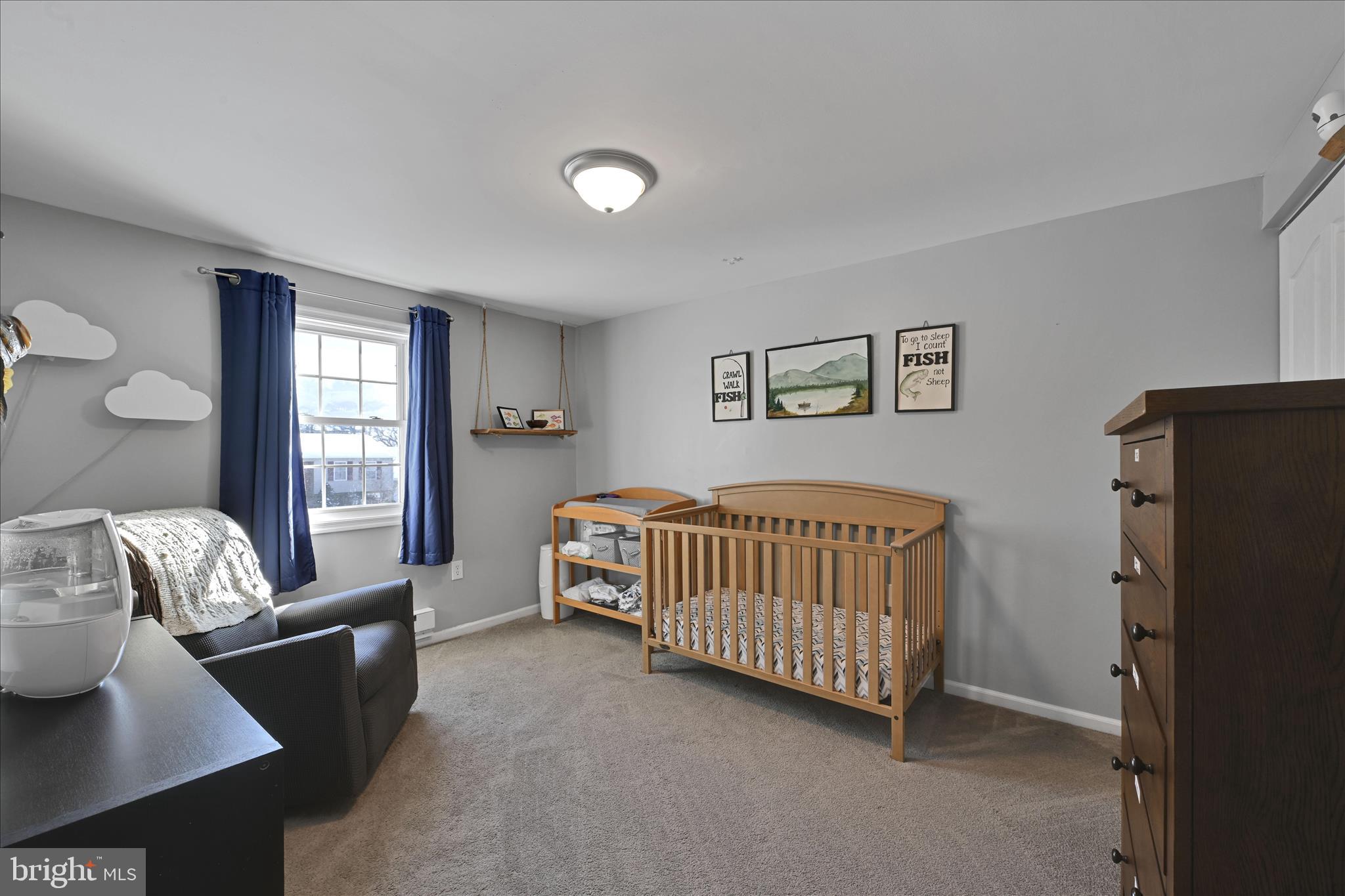 HESSMAR MANOR - Residential