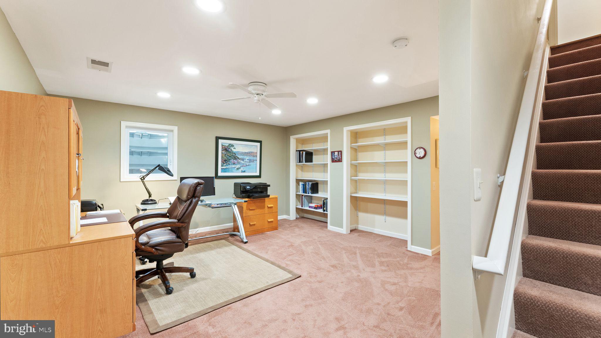 EXETER - Residential