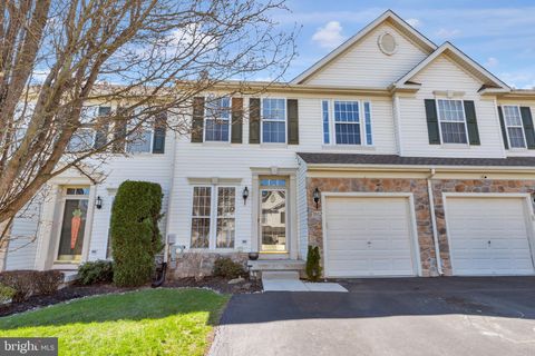 Townhouse For Sale - 1802 Adams Way<br/> JAMISON, PA 18929