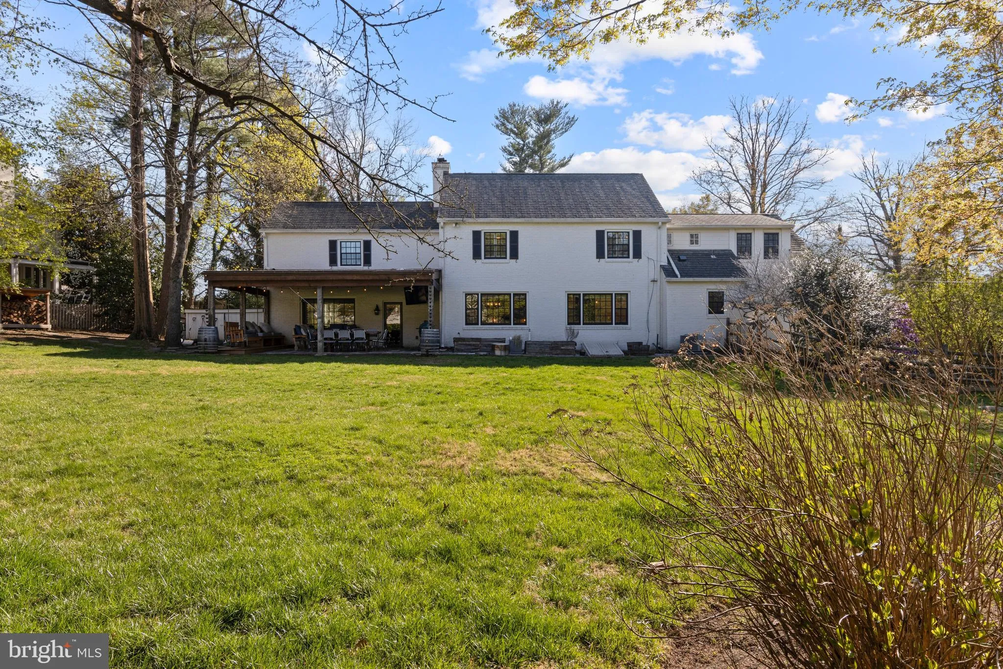 Villanova, Pennsylvania 19085, United States, 5 Bedrooms Bedrooms, ,4 BathroomsBathrooms,Residential,Pending,106388