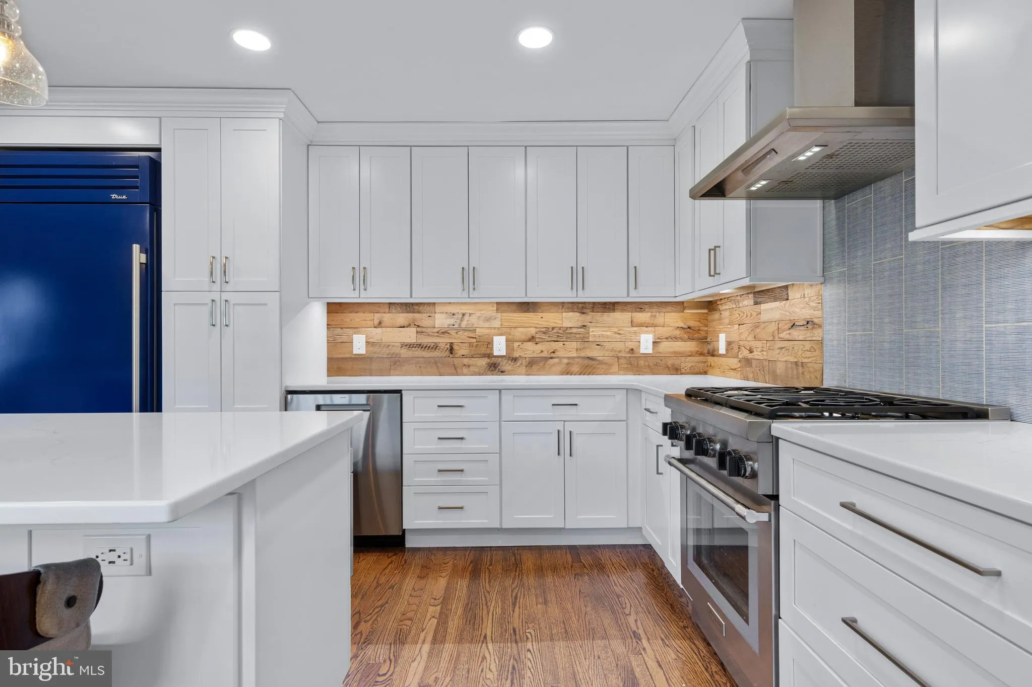 Villanova, Pennsylvania 19085, United States, 5 Bedrooms Bedrooms, ,4 BathroomsBathrooms,Residential,Pending,106388