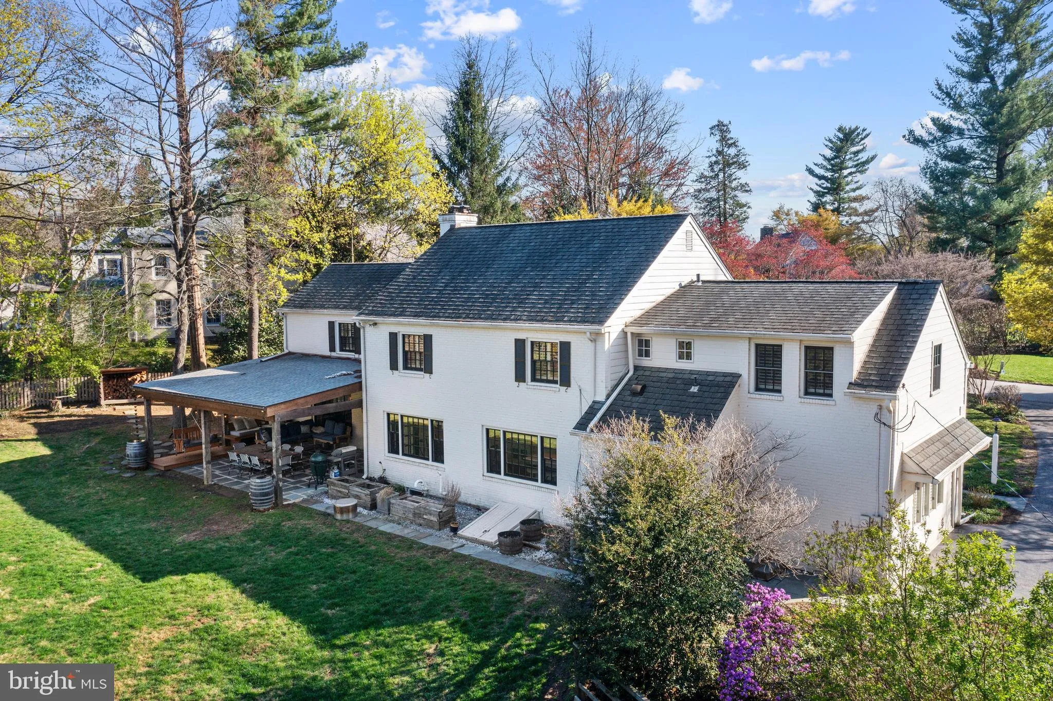 Villanova, Pennsylvania 19085, United States, 5 Bedrooms Bedrooms, ,4 BathroomsBathrooms,Residential,Pending,106388