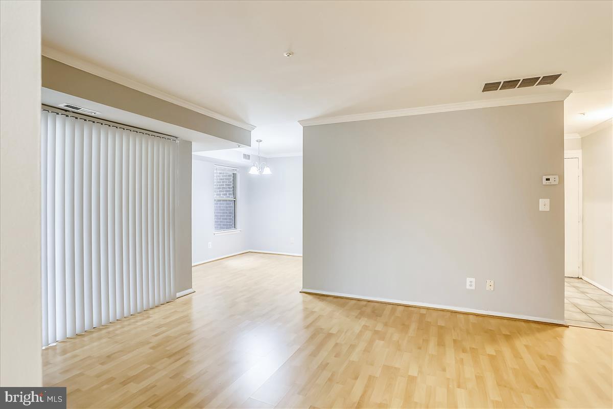 WILLOW WOOD - Residential Lease