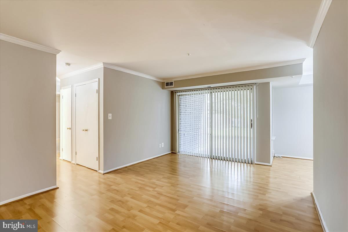 WILLOW WOOD - Residential Lease