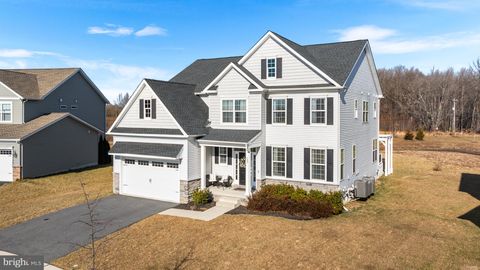 137 HAMMERSMITH WAY BEAR DE 19701