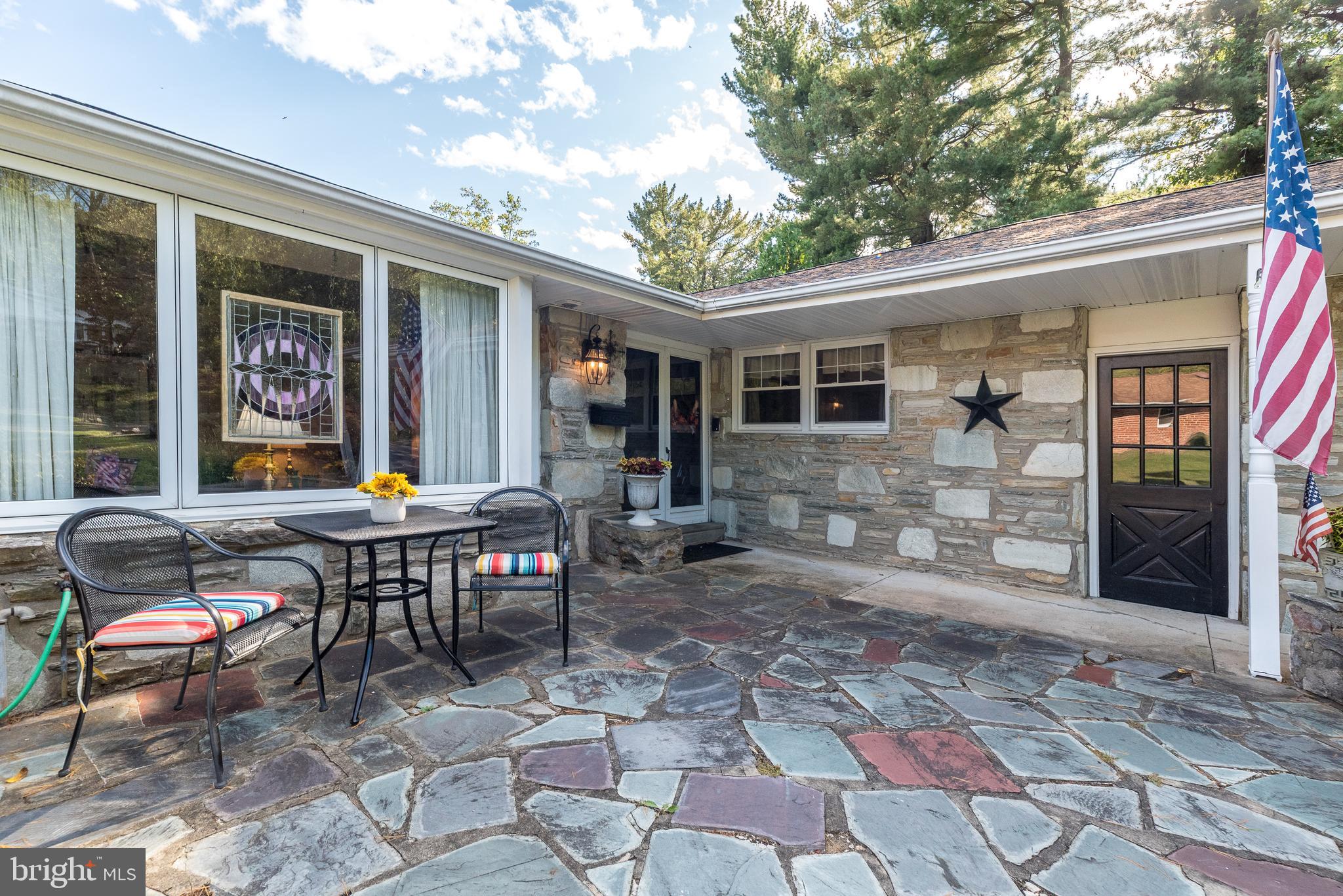 501 MARTIN LANE