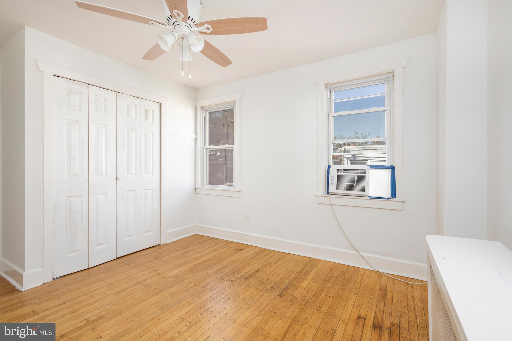 EAST FALLS - Residential