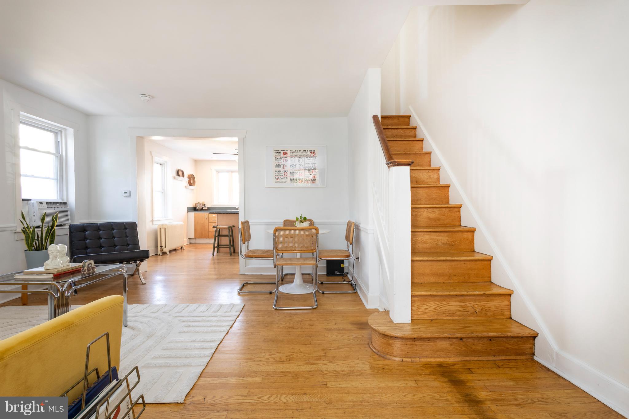 EAST FALLS - Residential