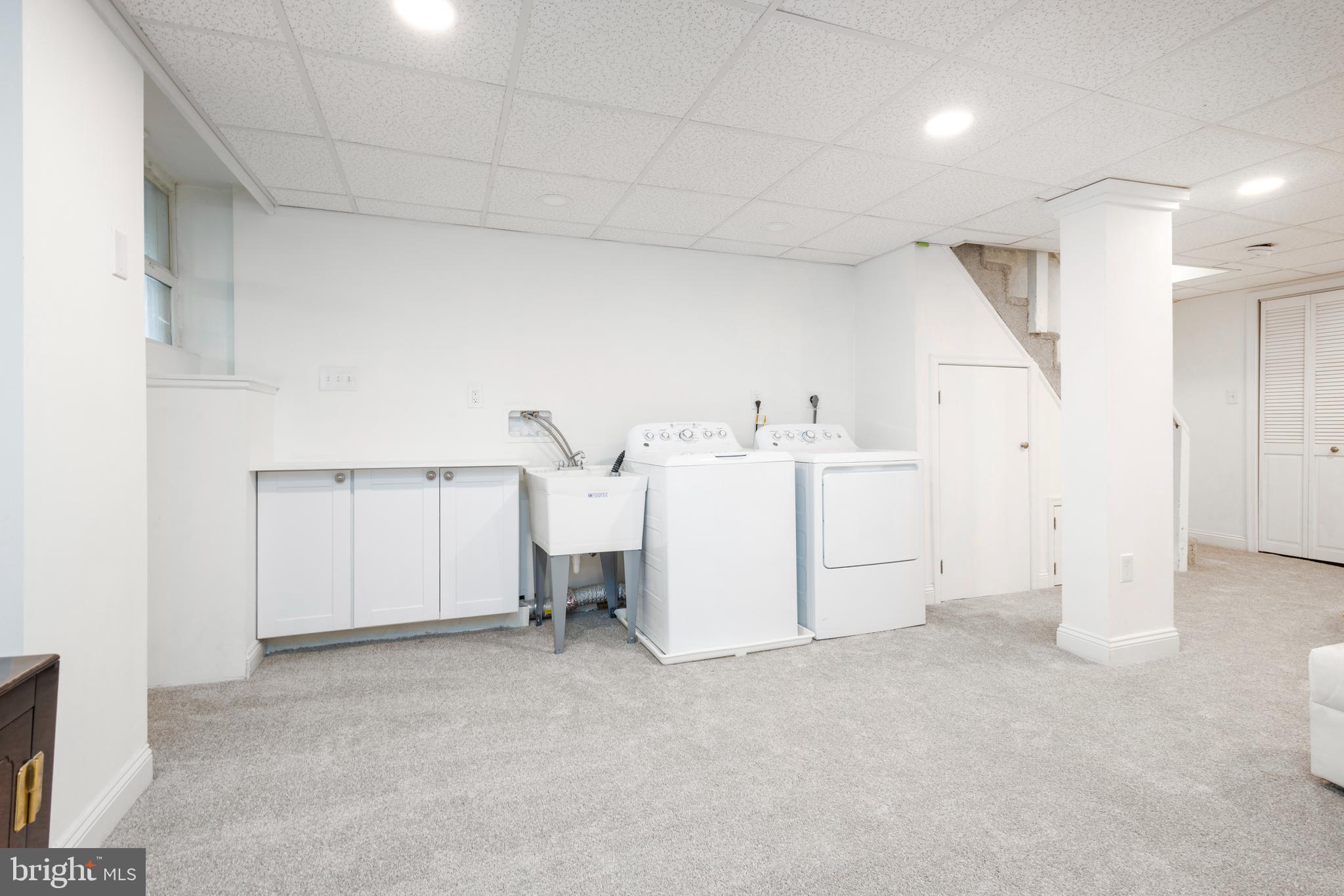 EAST FALLS - Residential