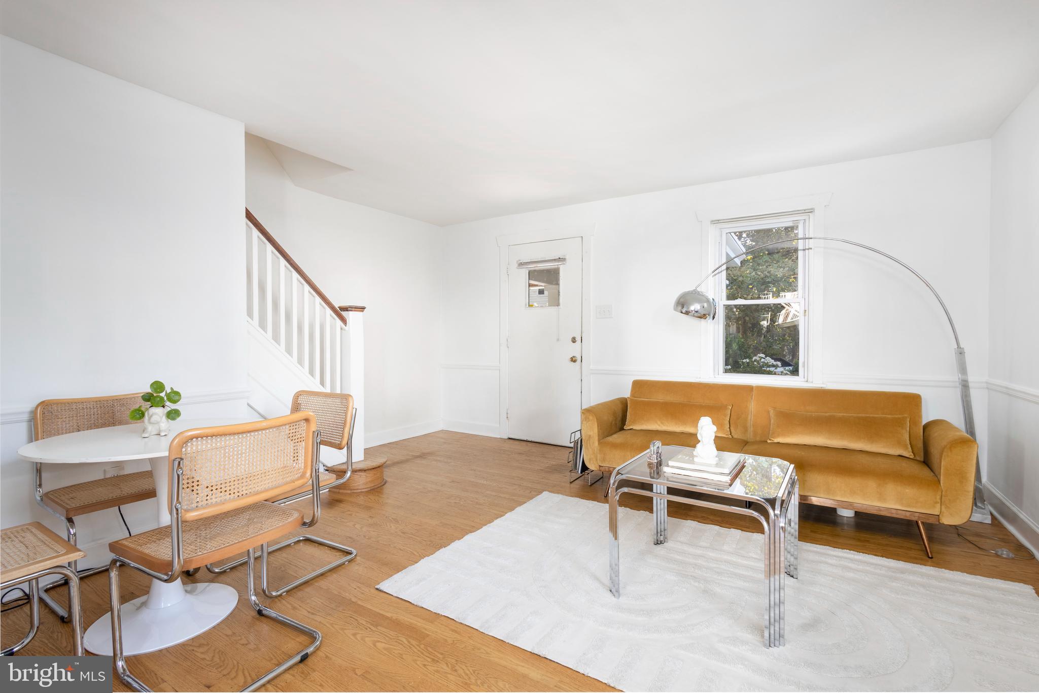 EAST FALLS - Residential