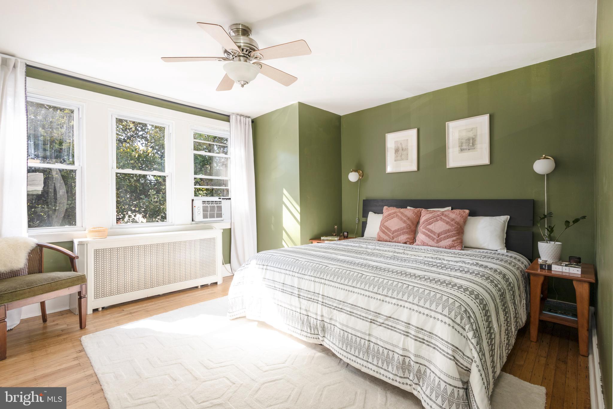 EAST FALLS - Residential