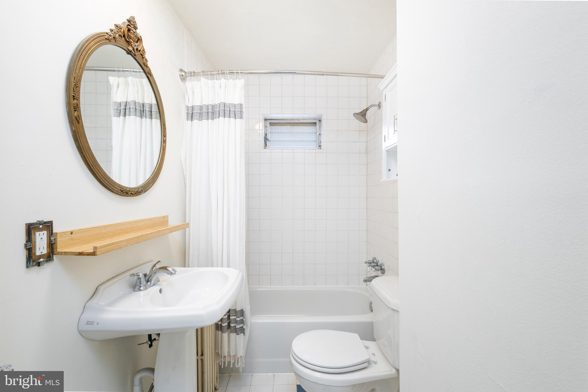 EAST FALLS - Residential