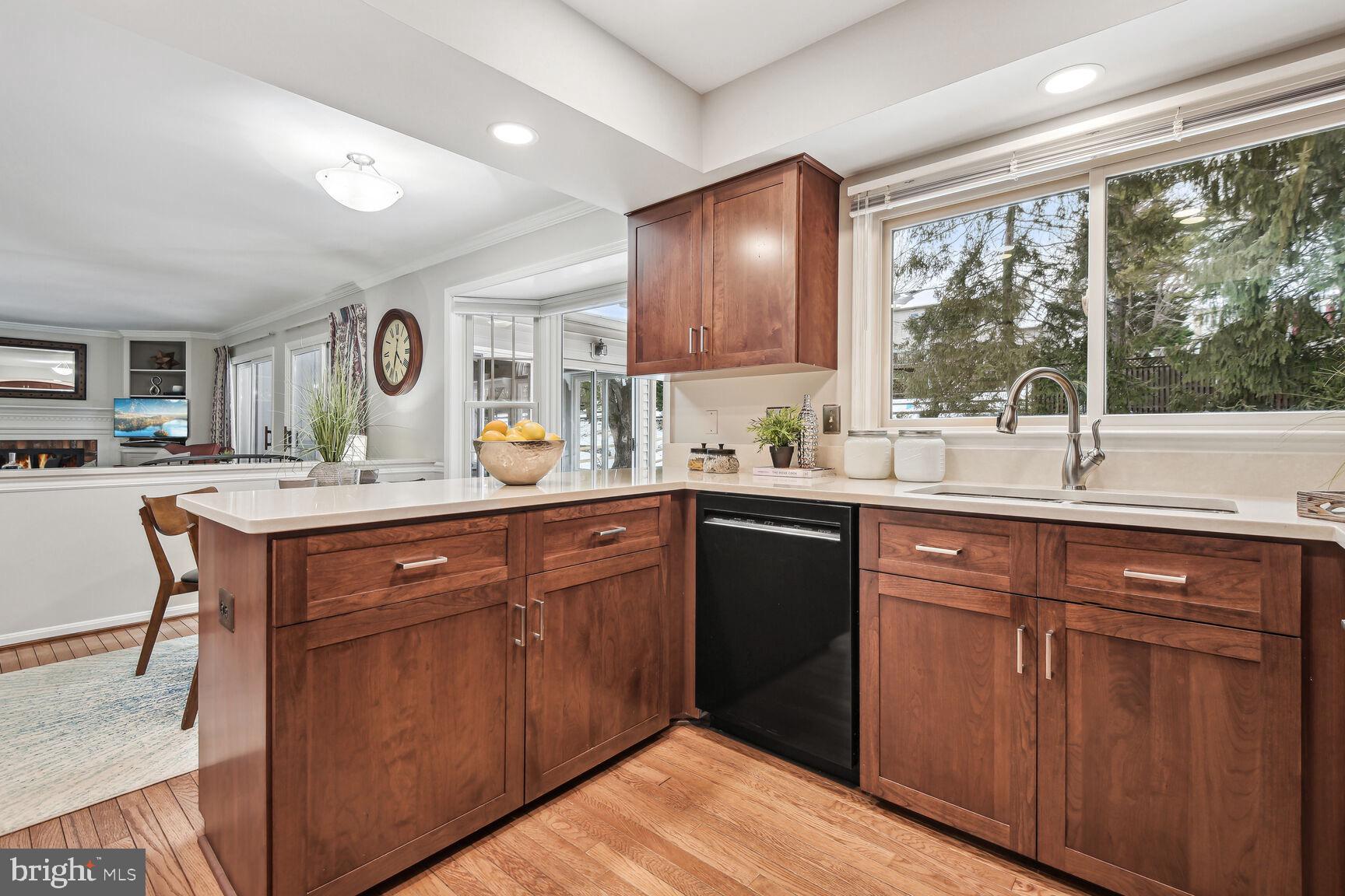 POTOMAC CHASE - Residential