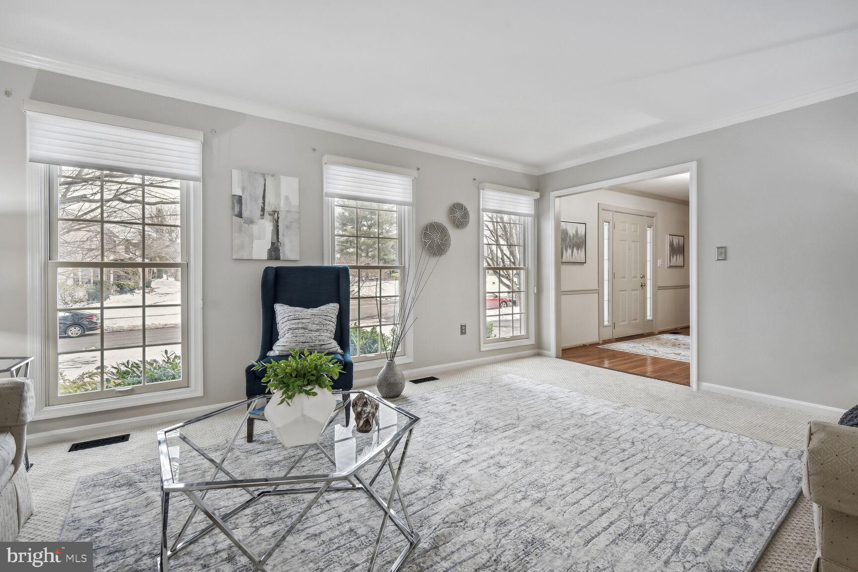 POTOMAC CHASE - Residential