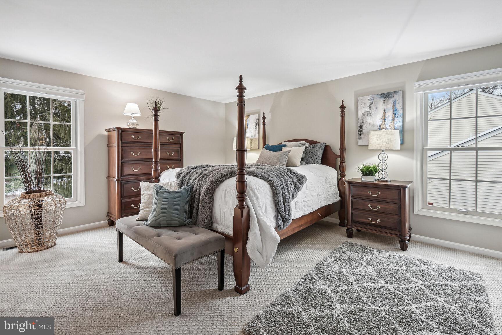 POTOMAC CHASE - Residential