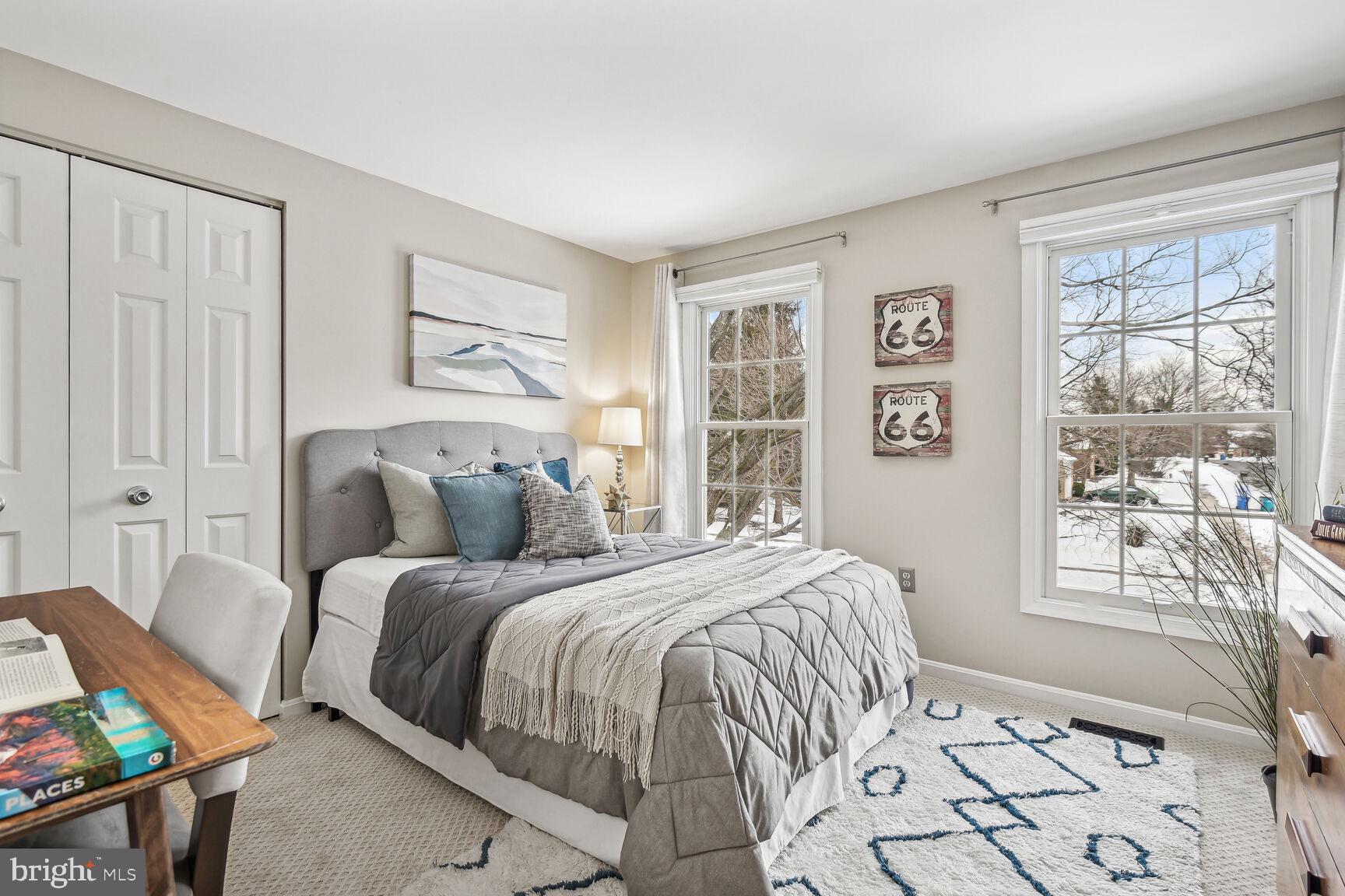 POTOMAC CHASE - Residential