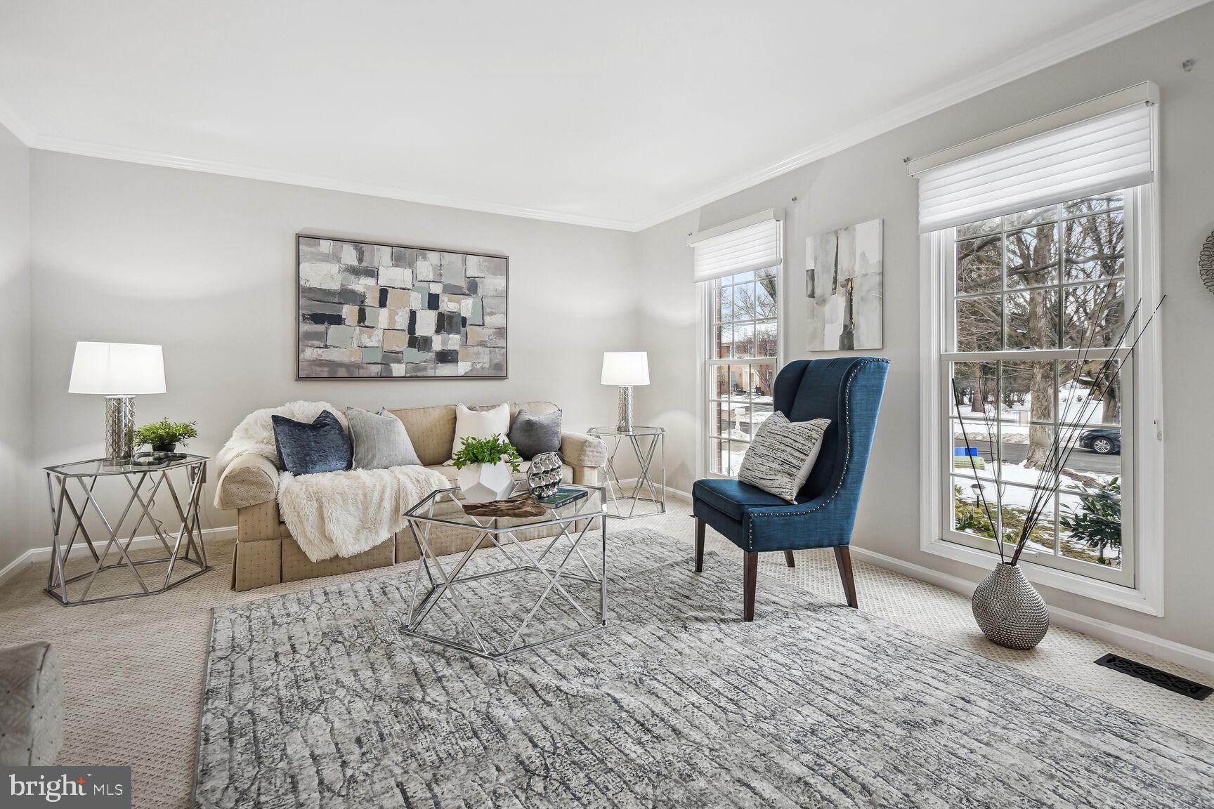 POTOMAC CHASE - Residential