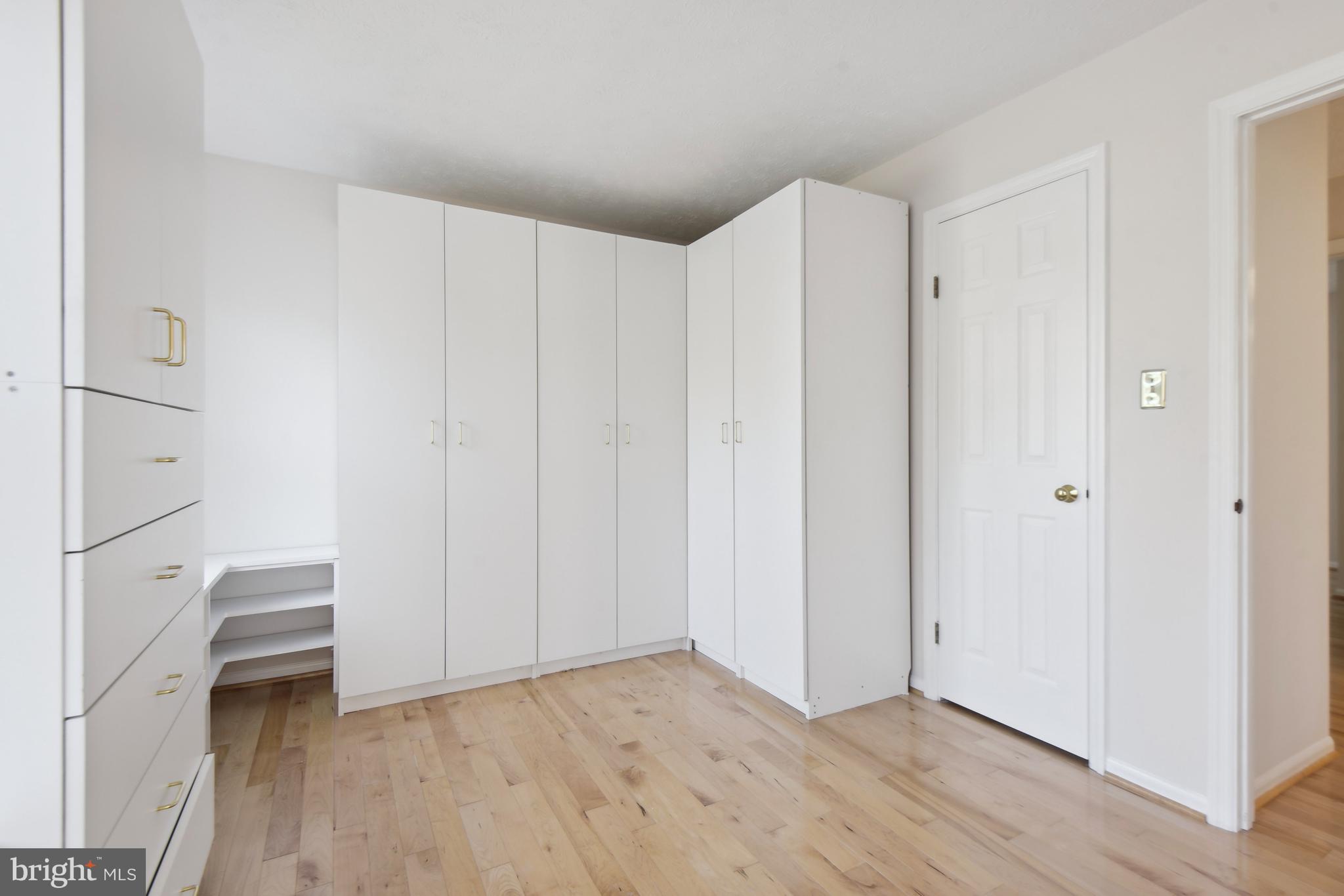 POLO FIELDS - Residential