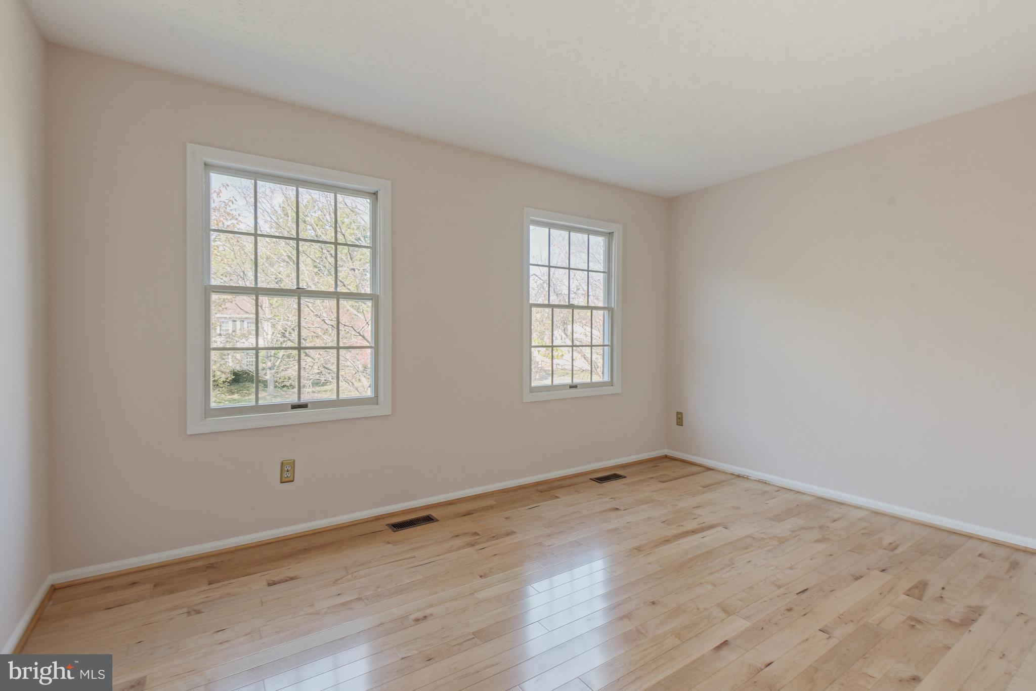 POLO FIELDS - Residential