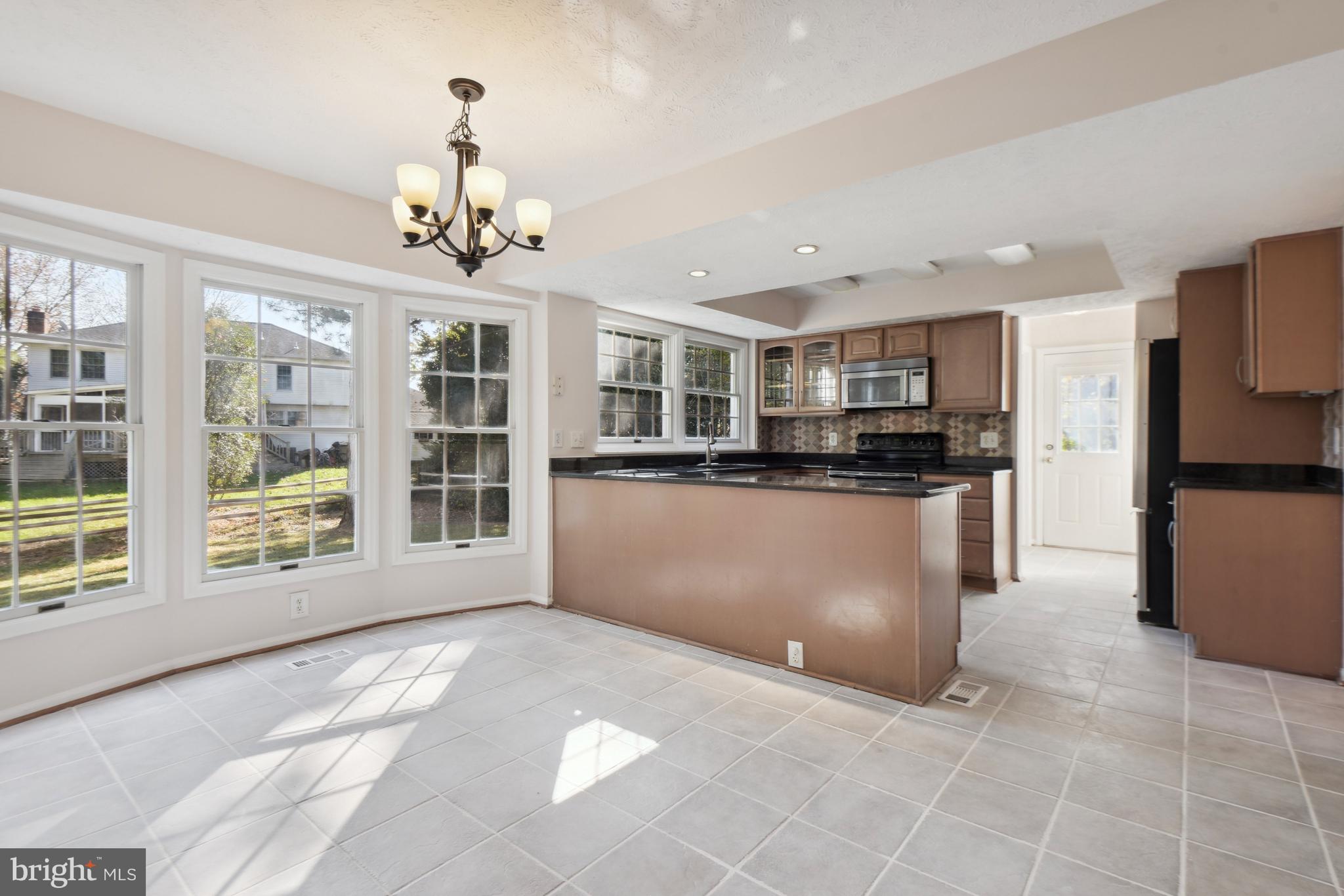 POLO FIELDS - Residential