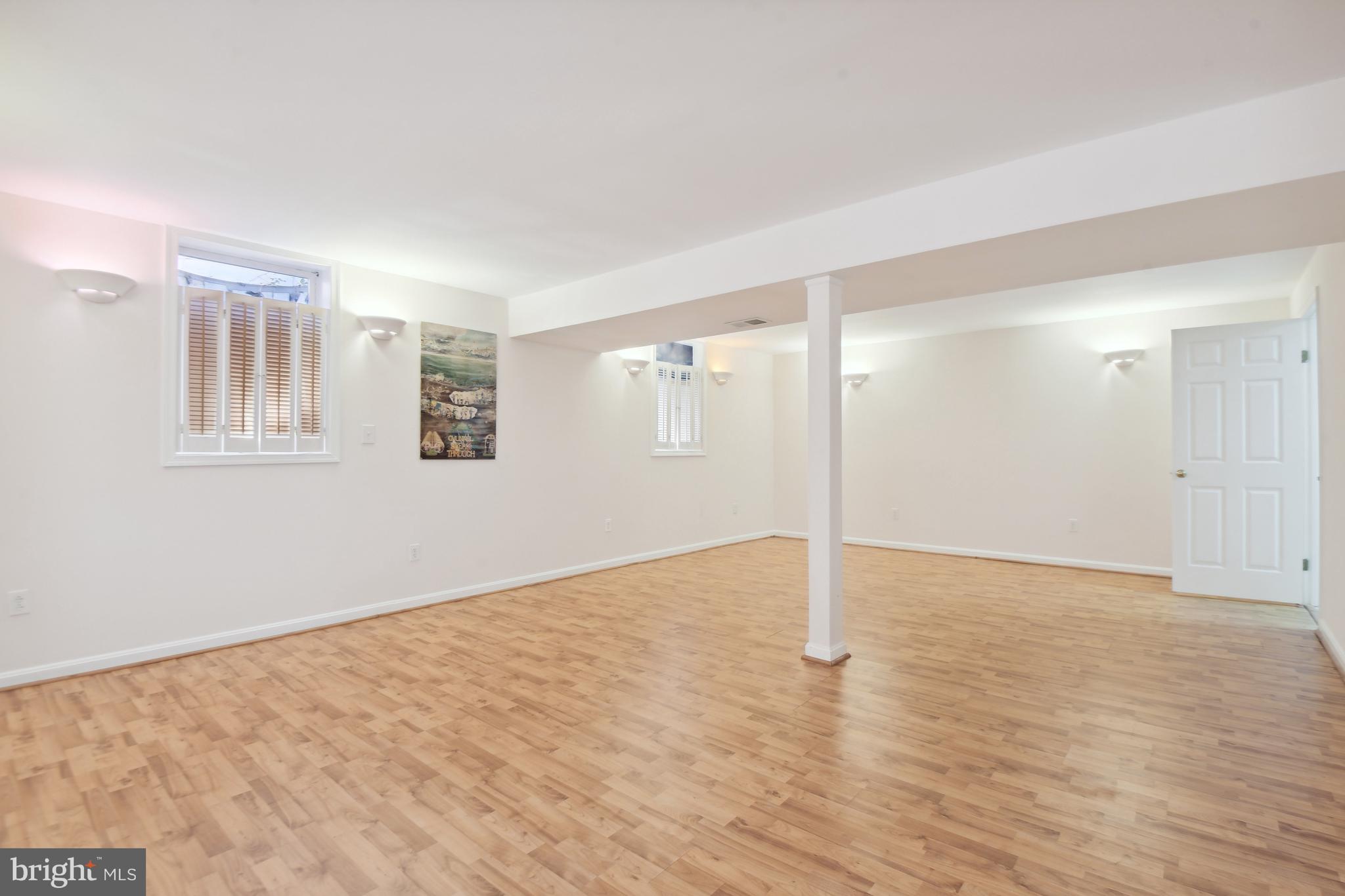 POLO FIELDS - Residential