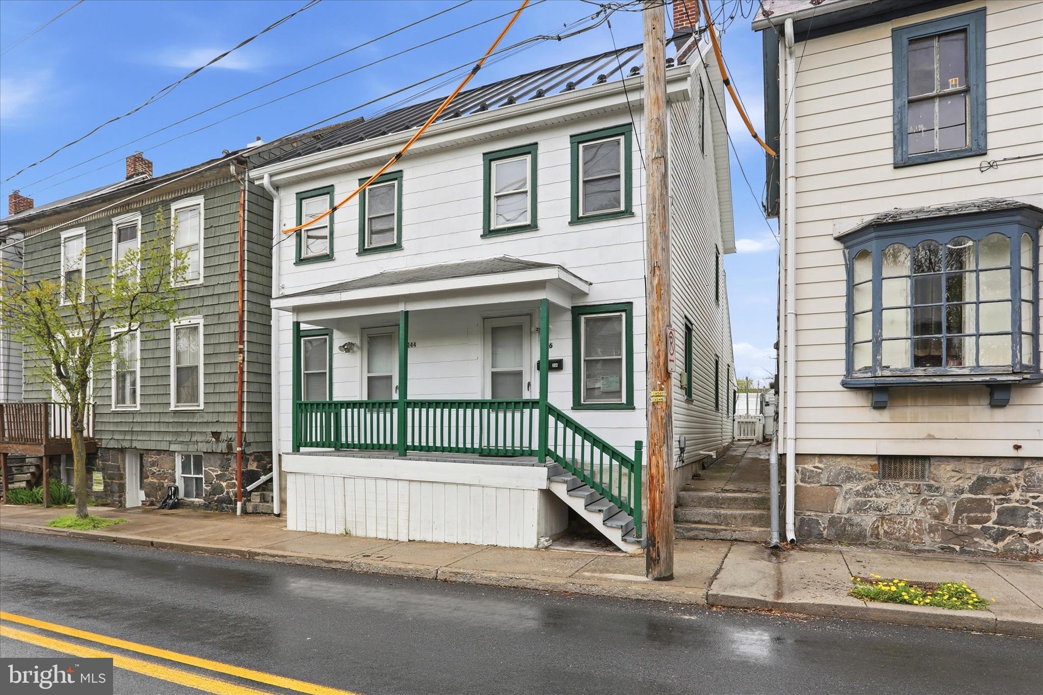 244 S WASHINGTON STREET