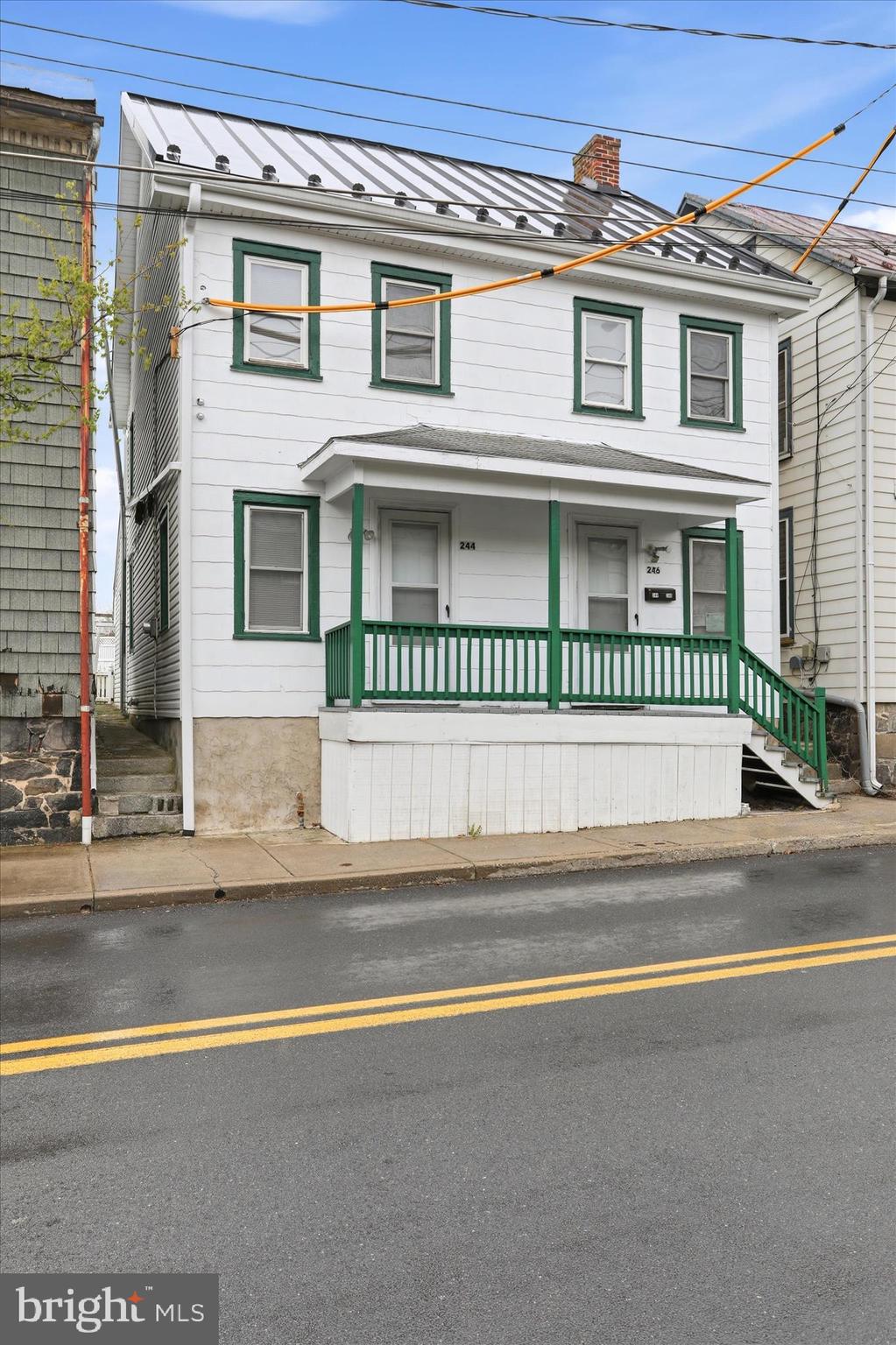 244 S WASHINGTON STREET