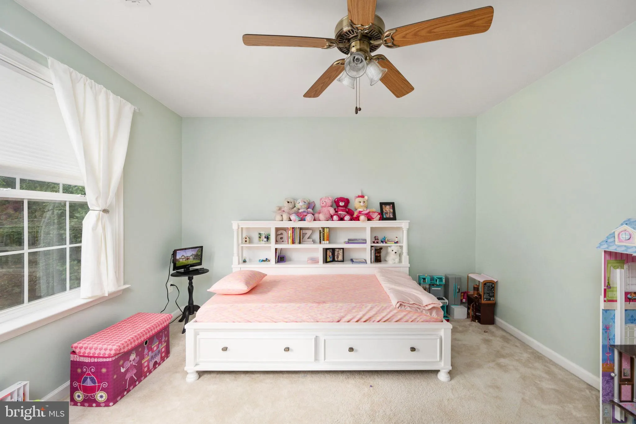 Stafford, Virginia 22554, United States, 6 Bedrooms Bedrooms, ,5 BathroomsBathrooms,Residential,Active,196361