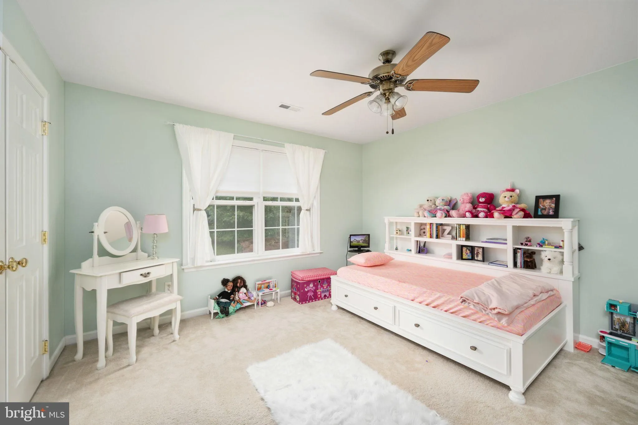 Stafford, Virginia 22554, United States, 6 Bedrooms Bedrooms, ,5 BathroomsBathrooms,Residential,Active,196361