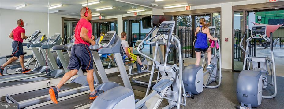 PONDVIEW - Residential