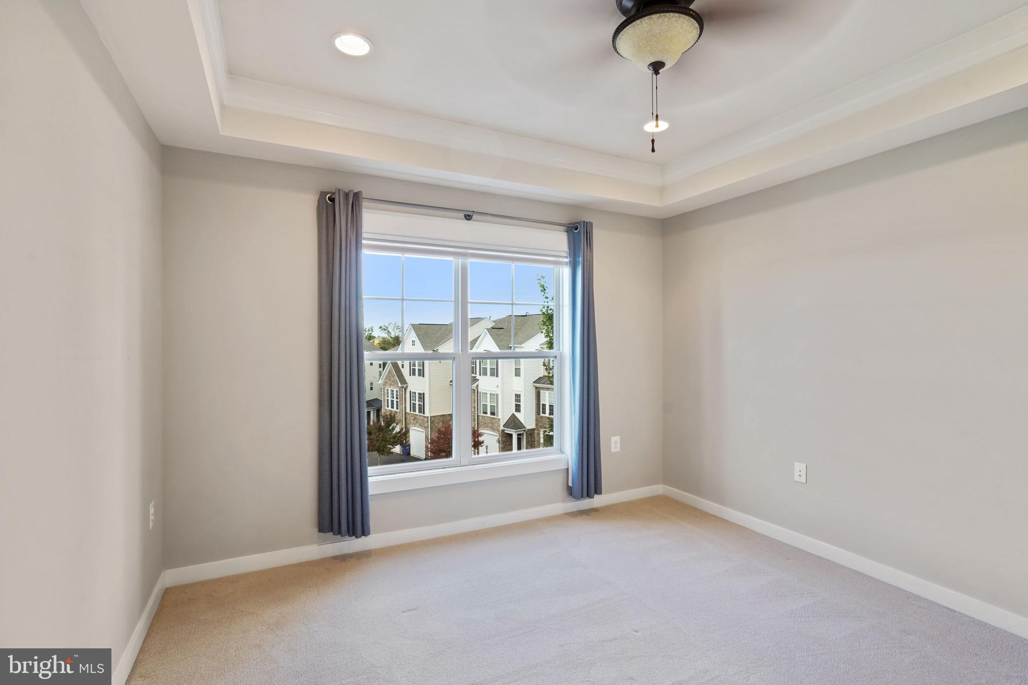 BRAMBLETON OVERLOOK - Residential Lease