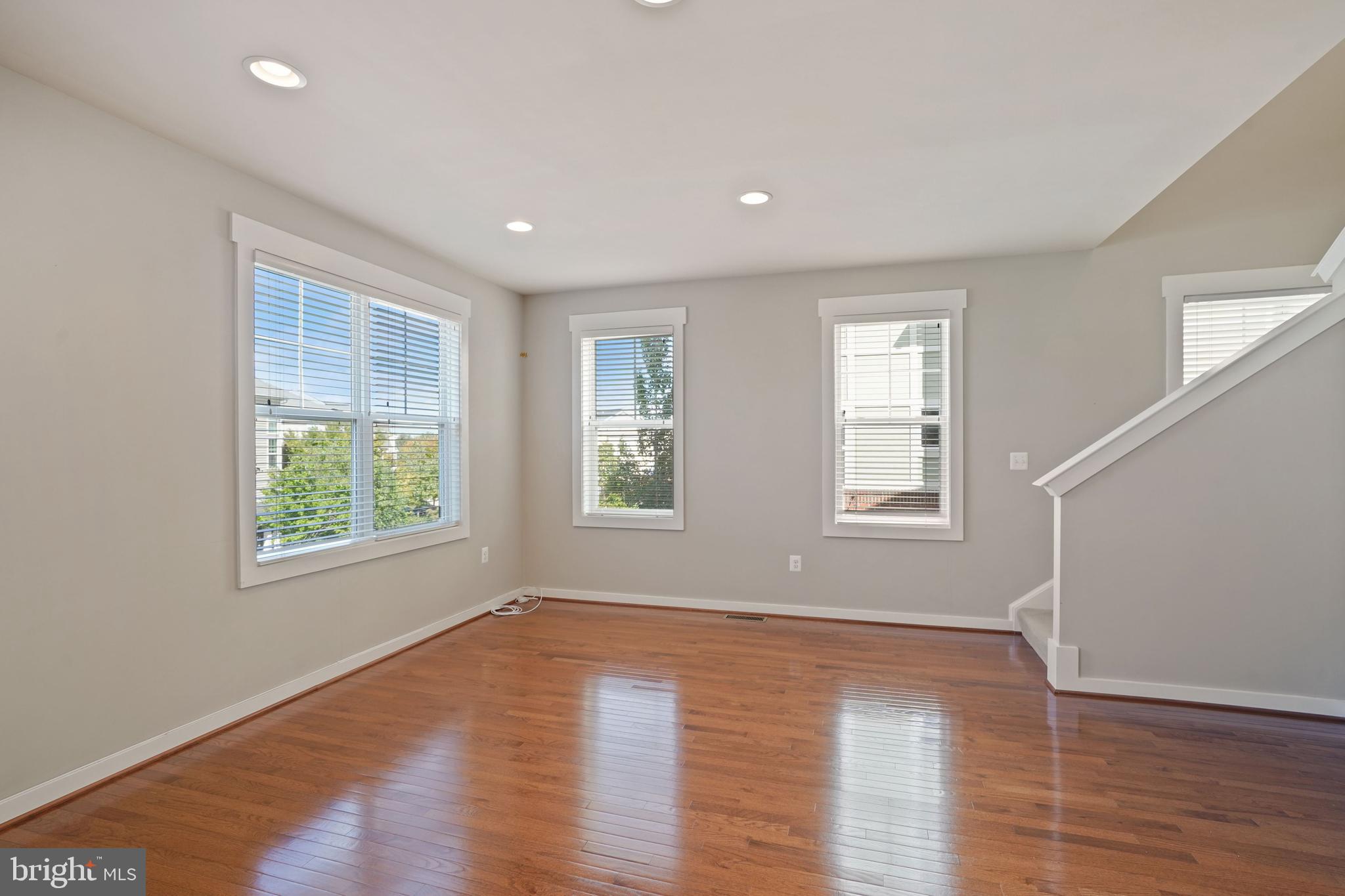 BRAMBLETON OVERLOOK - Residential Lease