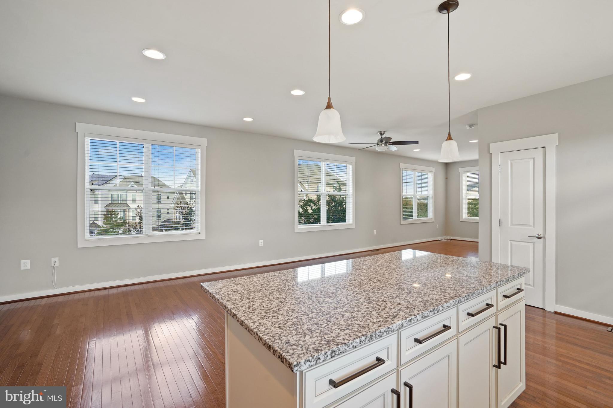 BRAMBLETON OVERLOOK - Residential Lease