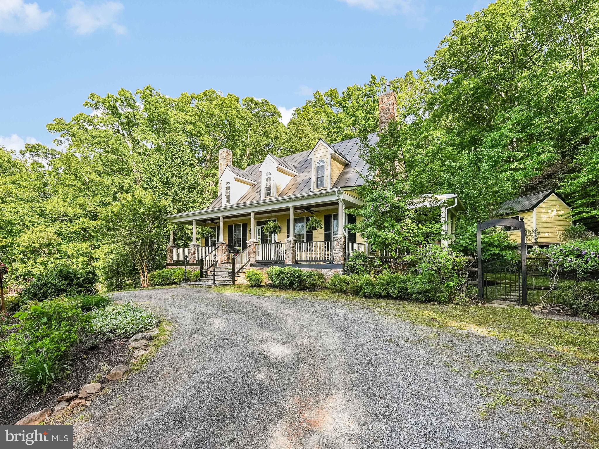 THE PLAINS - Residential