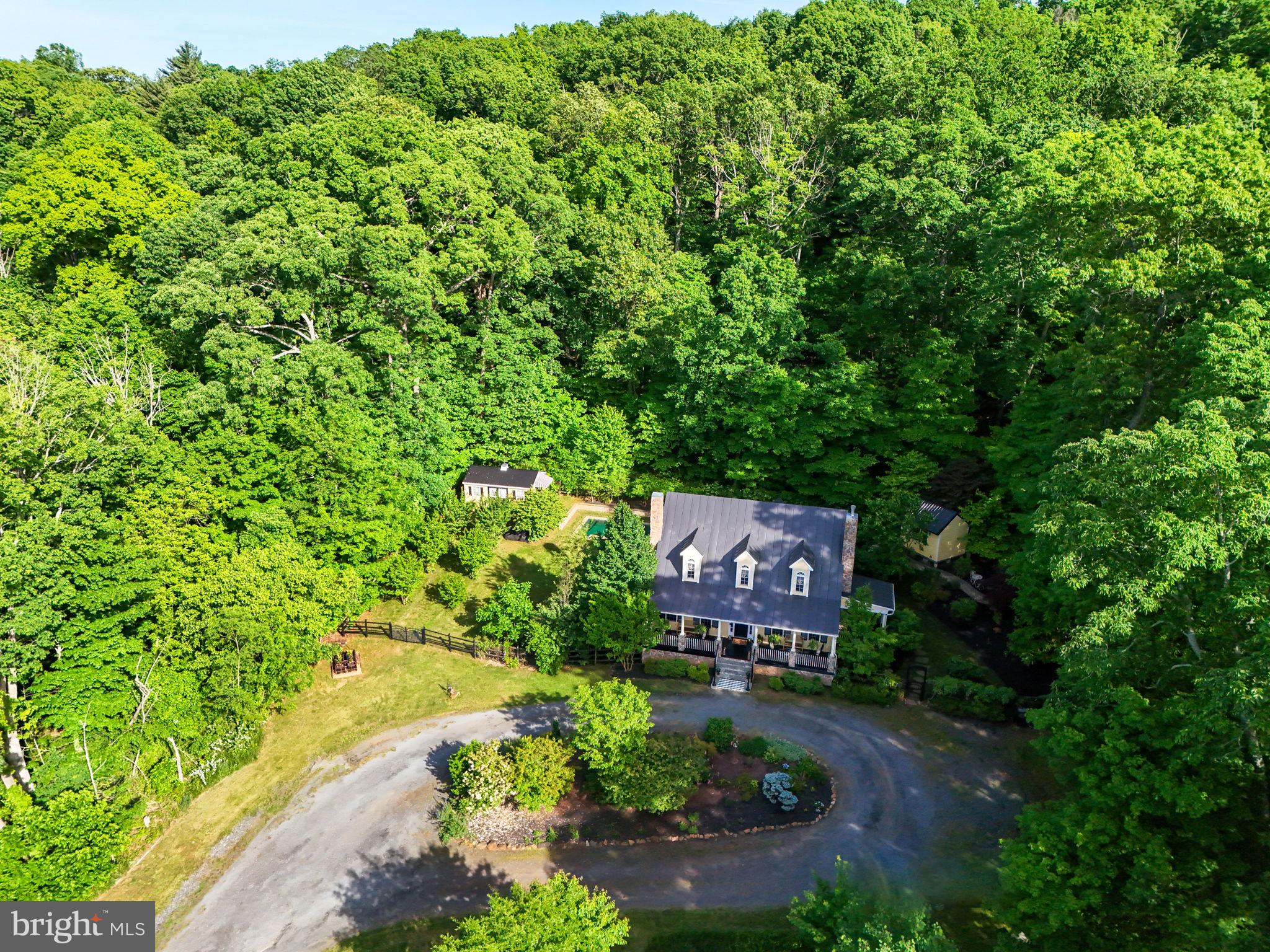 THE PLAINS - Residential