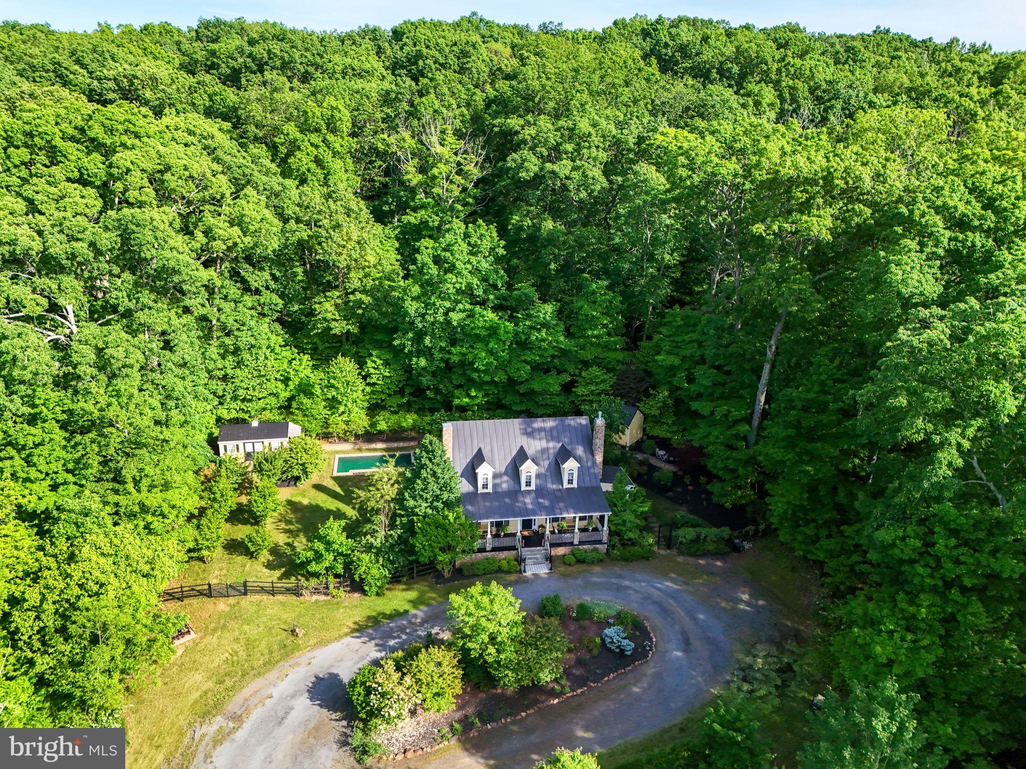 THE PLAINS - Residential