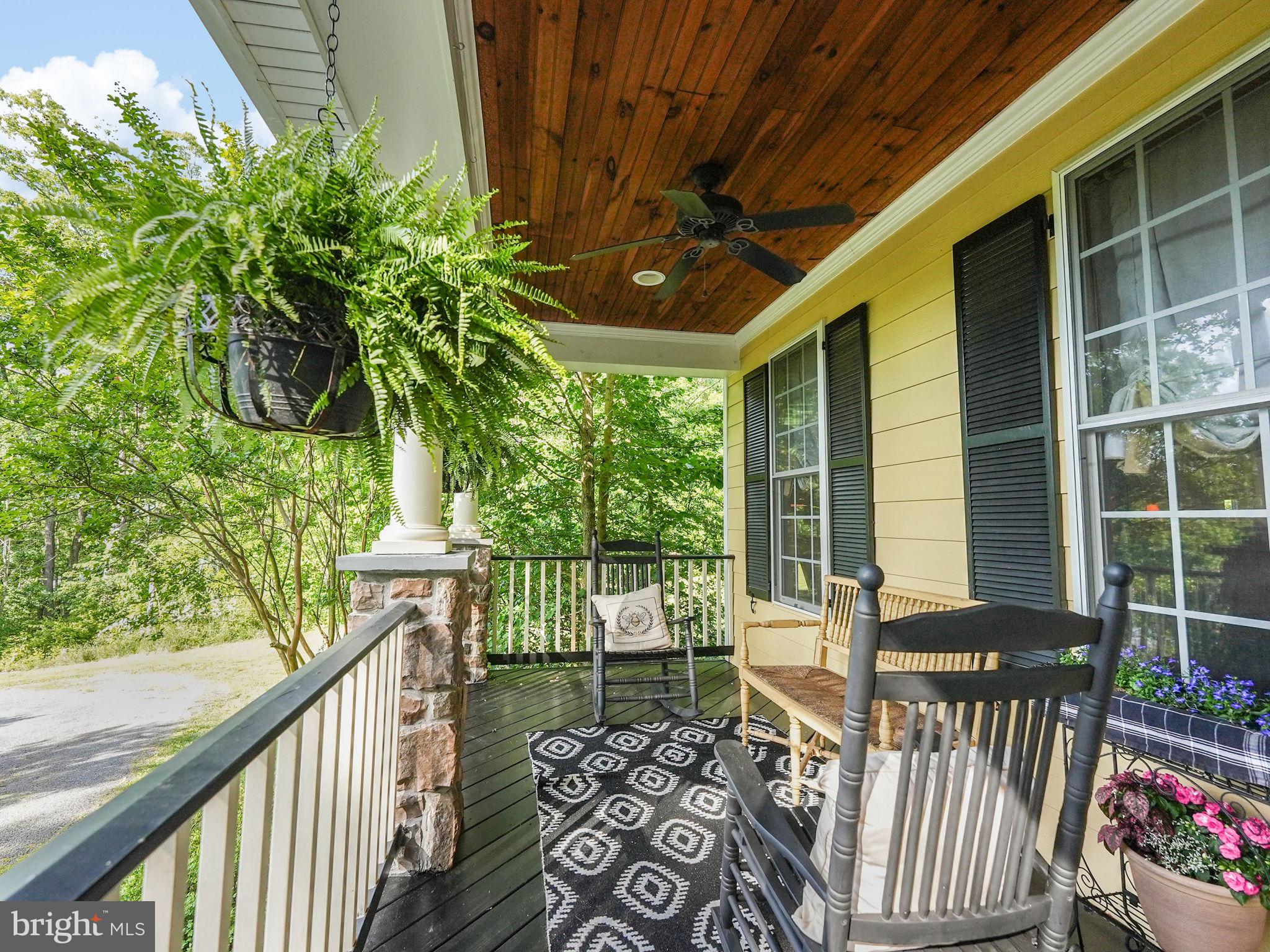 THE PLAINS - Residential